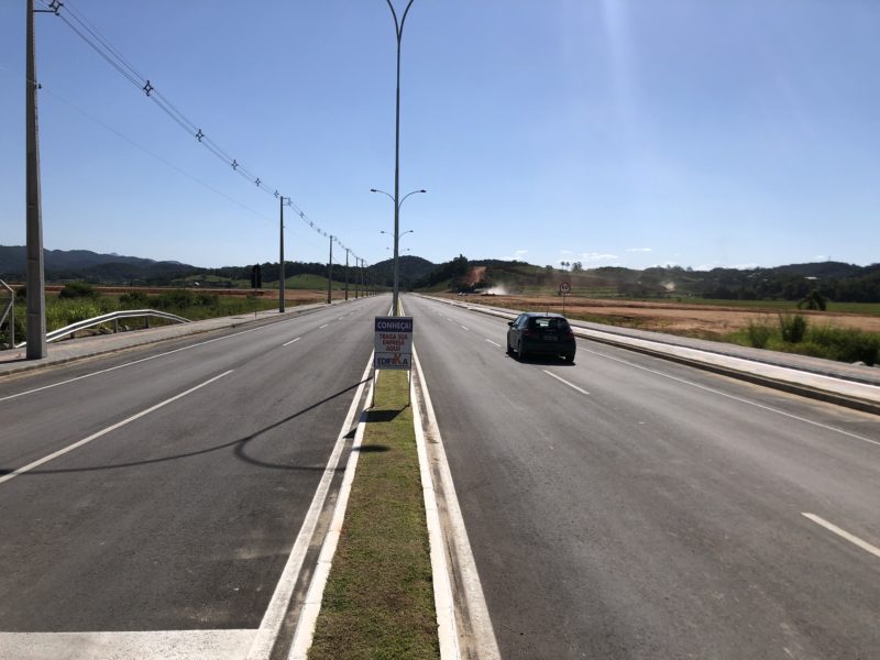 Trecho 4-C, que faz liga&ccedil;&atilde;o entre as ruas S&atilde;o Bento, no bairro Santa Terezinha, e Rodolfo Vieira Pamplona, no Gaspar Mirim, foi inaugurado em fevereiro deste ano pelo munic&iacute;pio – Foto: Amanda Elisa Weber/Divulga&ccedil;&atilde;o/ND