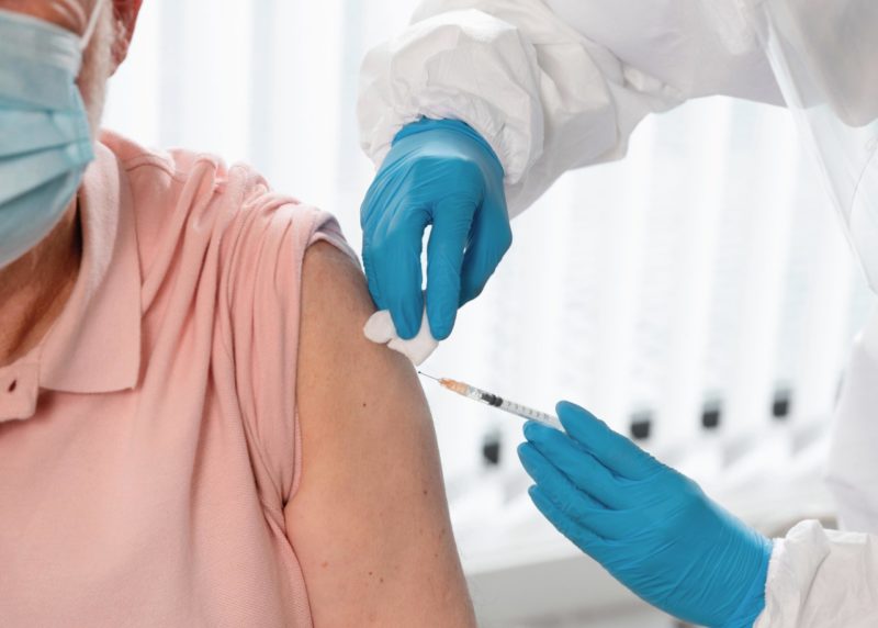 Secretário de Saúde alerta para que as pessoas tomem a segunda dose da vacina contra a Covid-19 em Araranguá- Foto: Freepick/Divulgação/ND