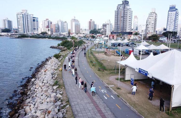 Ponto de vacinação contra a Covid-19 em Florianópolis – Foto: Divulgação/ PMF