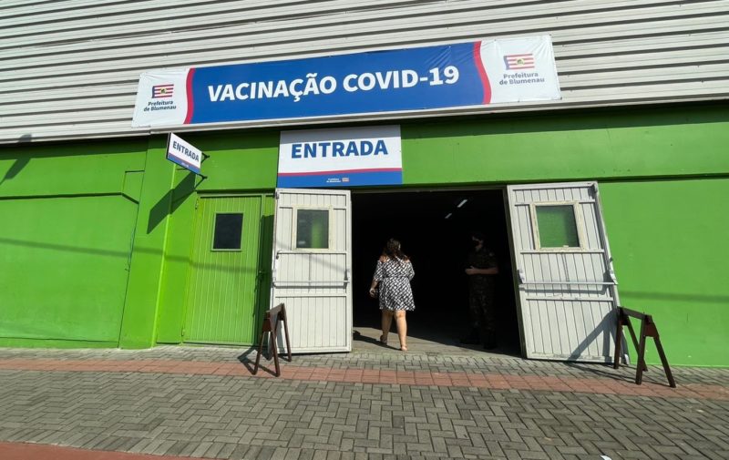 Central de Vacinação da Covid-19 em Blumenau no Setor 3 da Vila Germânica – Foto: João Vitor Korc/PMB