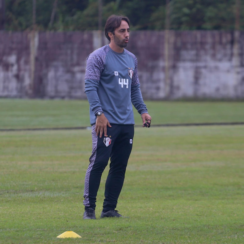 Leandro Zago projeta confronto dif&iacute;cil contra o Marc&iacute;lio Dias – Foto: Vitor Mira/JEC