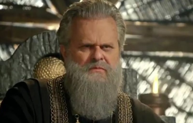 Rei Abimeleque comversa com s&uacute;ditos no cap&iacute;tulo de “G&ecirc;nesis” desta segunda (5) – Foto: Reprodu&ccedil;&atilde;o/ R7