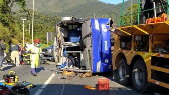 Jogador hamburguense morre em acidente com ônibus de equipe de