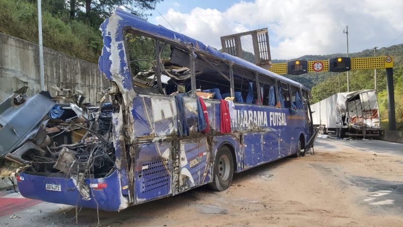 Acidente matou duas pessoas nesta quinta-feira – Foto: Kelly Borges/NDTV