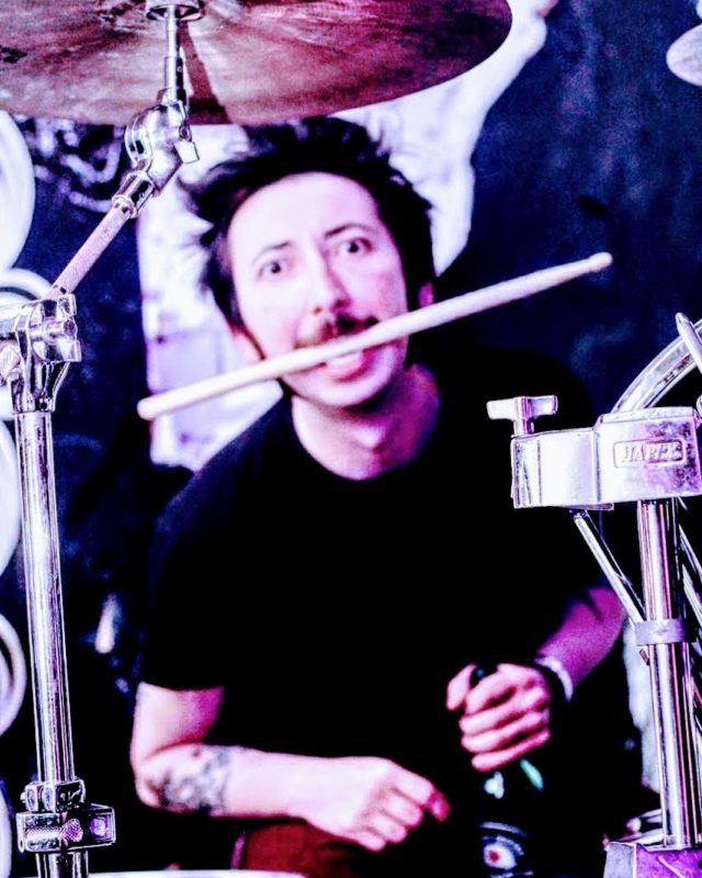 “Abre alas que meu circo punk vai passar” foi lan&ccedil;ada pela primeira vez em dezembro de 2020, por Duluti. – Foto: Arquivo pessoal/ Marcelo Cabral/ ND