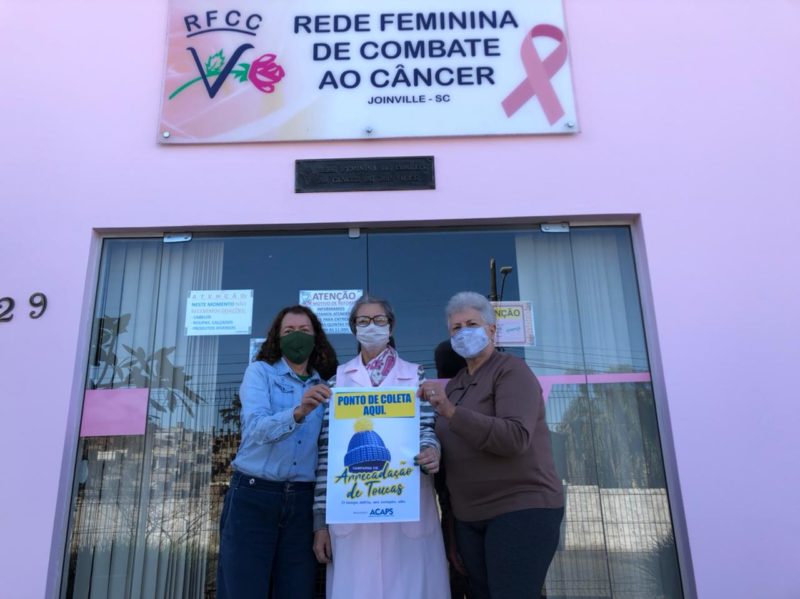 campanha arrecada toucas para pacientes com câncer