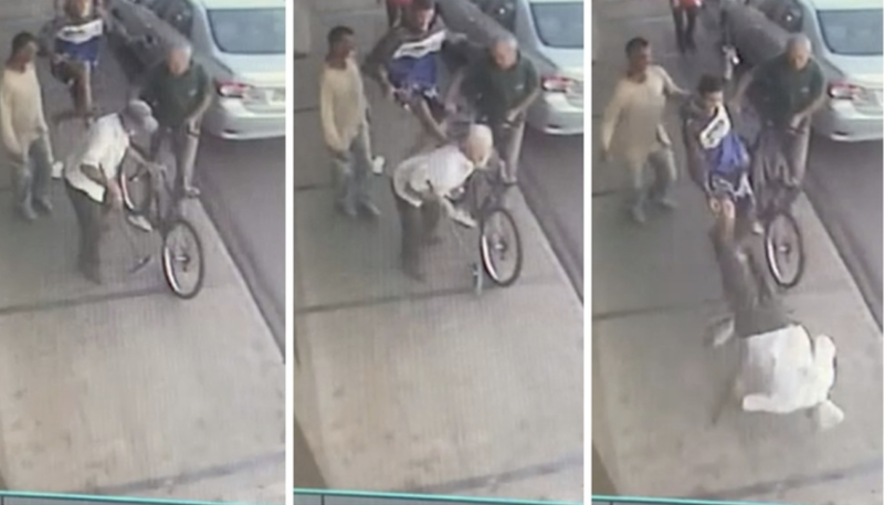 C&acirc;mera de seguran&ccedil;a flagrou tudo, inclusive a voadora covarde no idoso – Foto: Reprodu&ccedil;&atilde;o