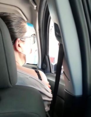 Carina Mildemberger foi vacinada nesta ter&ccedil;a-feira (6), em Florian&oacute;polis – Foto: Arquivo Pessoal