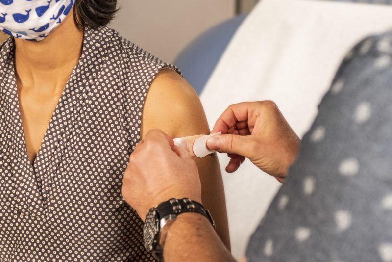 Ministério da Saúde confirmou redução no intervalo de aplicação da Pfizer – Foto: CDC/Unsplash/ND