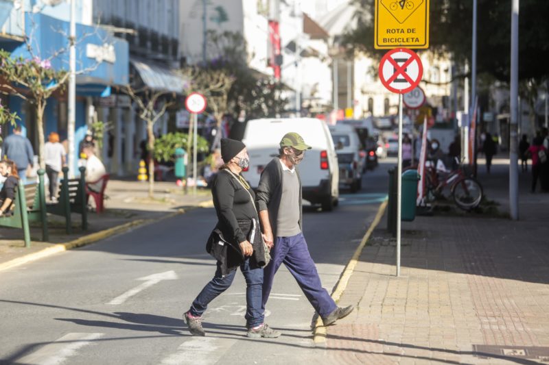 Circulação de pessoas no Centro de Joinville
