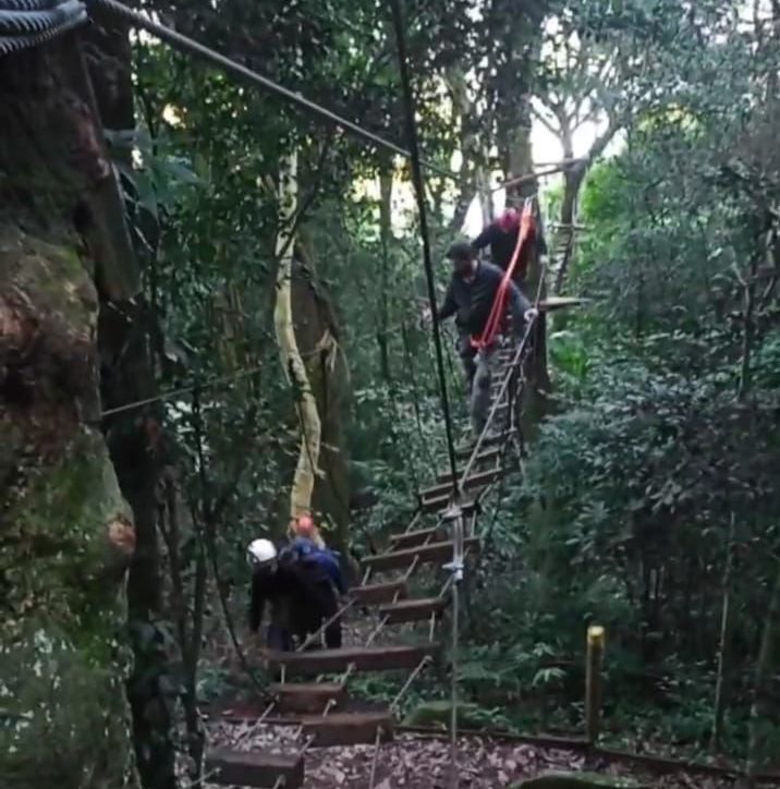 Homem é Resgatado Após Ficar Preso Em Tirolesa Em Sc 6055