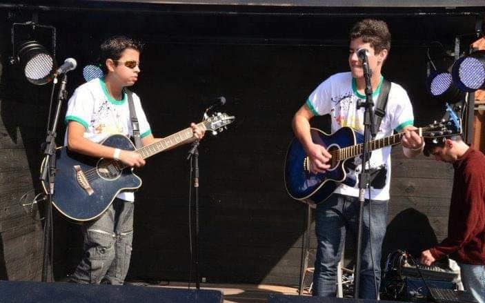Daniel e Guilherme foi uma das primeiras duplas do cantor &#8211; Foto: Arquivo Pessoal/Redes Sociais