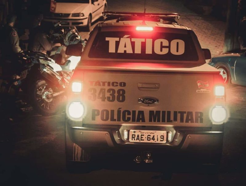 Bandido mostra arma na cintura e assalta balconista em Chapecó — Foto: Arquivo/ND