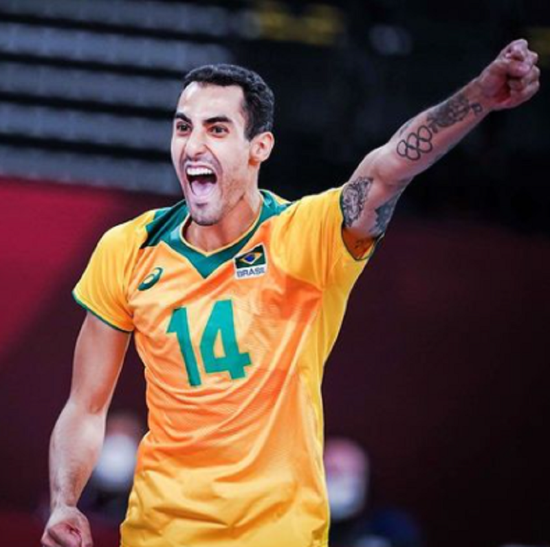 Sucesso nas quadras e na web, Douglas Souza encontra s&oacute;cia – Foto: Instagram/Divulga&ccedil;&atilde;o/ND