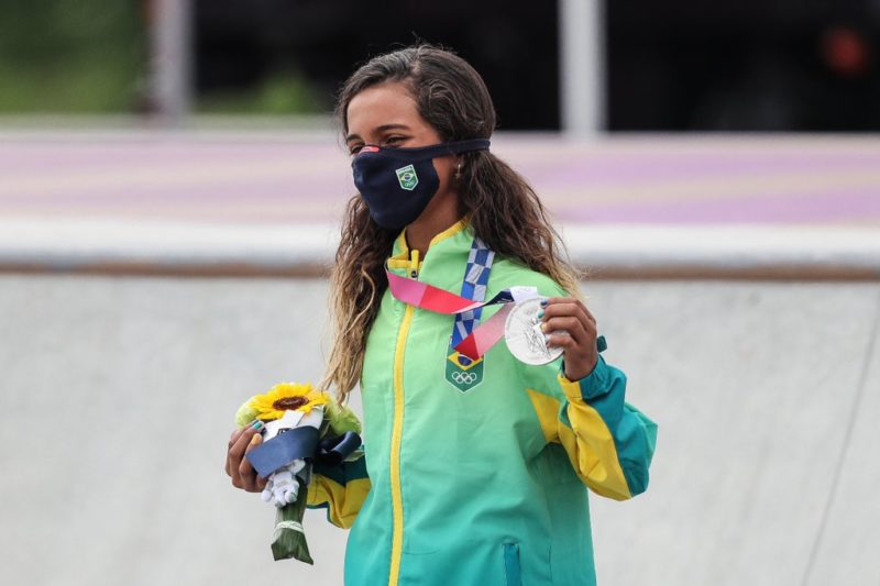 Rayssa Leal, aos 13 anos, se tornou a brasileira mais jovem a subir em um pódio de Olimpíada – Foto: Wander Roberto/COB