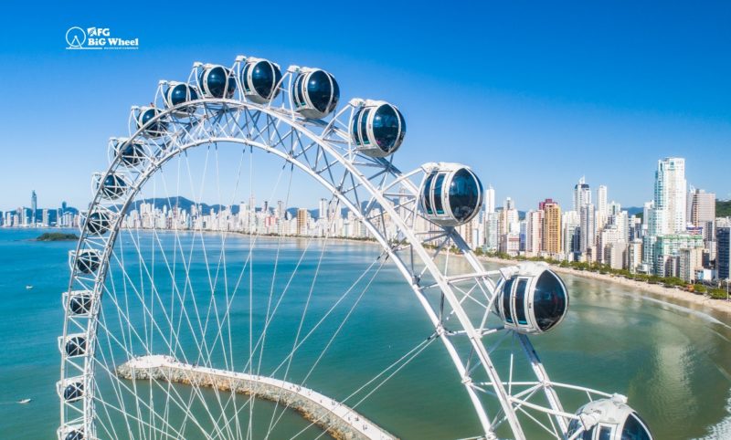 No anivers&aacute;rio de Balne&aacute;rio Cambori&uacute;, atra&ccedil;&otilde;es ter&atilde;o ingresso mais barato, veja quais – Foto: FG Big Wheel/Divulga&ccedil;&atilde;o