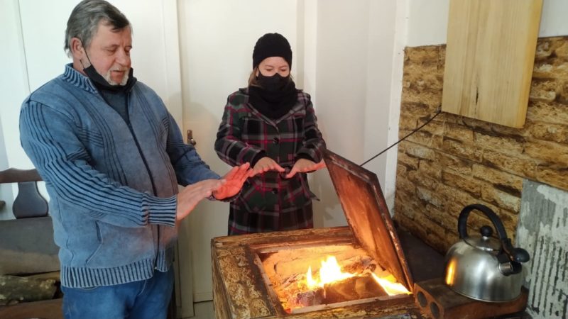 A sensa&ccedil;&atilde;o t&eacute;rmica nas primeiras horas da manh&atilde; desta quinta-feira (29) foi de -5 &deg;C e geada apareceu em regi&otilde;es da cidade – Foto: Maikon Costa/NDTV