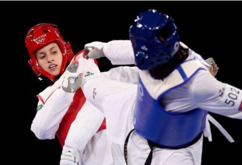 Milena Titoneli perdeu para marfinense a disputa do bronze no Taekwondo nesta segunda (26) – Foto: Gaspar Nóbrega/COB