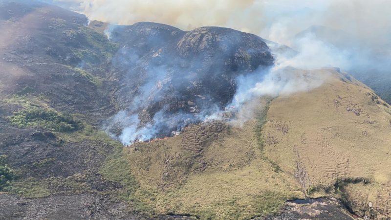 Ainda não há informações das causas do fogo – Foto: PMSC/Divulgação/ND
