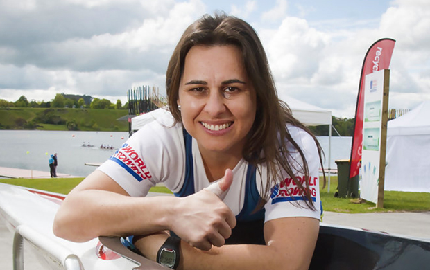 A remadora Josiane Lima &eacute; manezinha e a &uacute;nica mulher medalhista em jogos ol&iacute;mpicos e paral&iacute;mpicos do Brasil&nbsp;– Foto: Remo Brasil/Divulga&ccedil;&atilde;o/ND