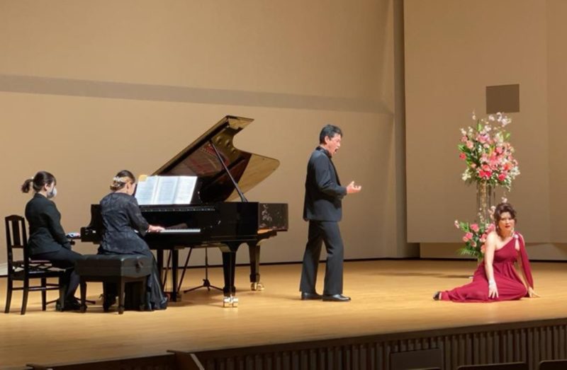 Masami Ganev (à dir.) em concerto na sua cidade-natal, Shikoku Chuō – Foto: Divulgação/ND
