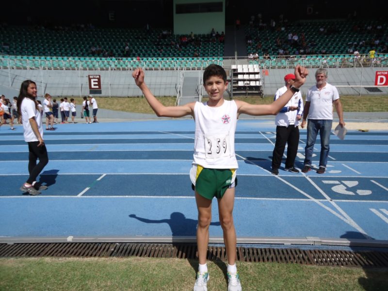 O jovem Matheus de Liz j&aacute; em competi&ccedil;&atilde;o muito tempo antes de sonhar com as Olimp&iacute;adas – Foto: Arquivo pessoal