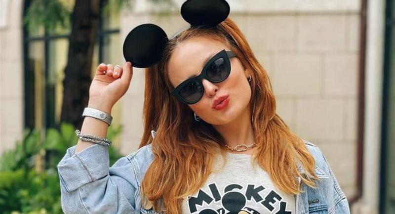Larissa Manoela escreve “GLBTQIA+” no Twitter – Foto: Instagram/Reprodução/ND
