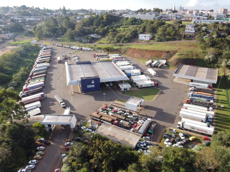 Instalação do porto deve melhorar o fluxo de veículos pesados na região. &#8211; Foto: Receita Federal/Divulgação/ND