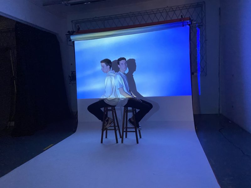 Dupla Casmidt lança videoclipe