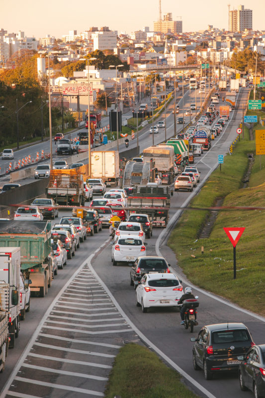 O impacto da BR-101 é visível no tráfego diário – Foto: José Somensi Fotografia/ND