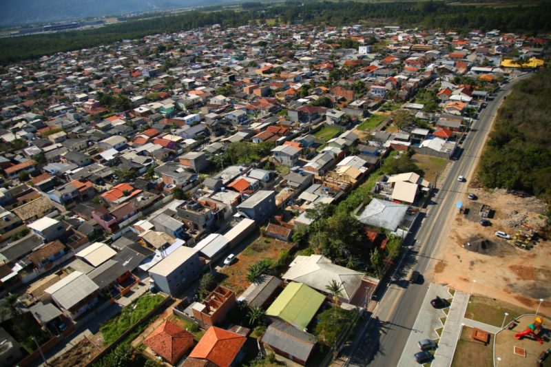 Um dos projetos pretende simplificar processo de regulamentação fundiária em Florianópolis – Foto: Leonardo Sousa / PMF/Divulgação/ND