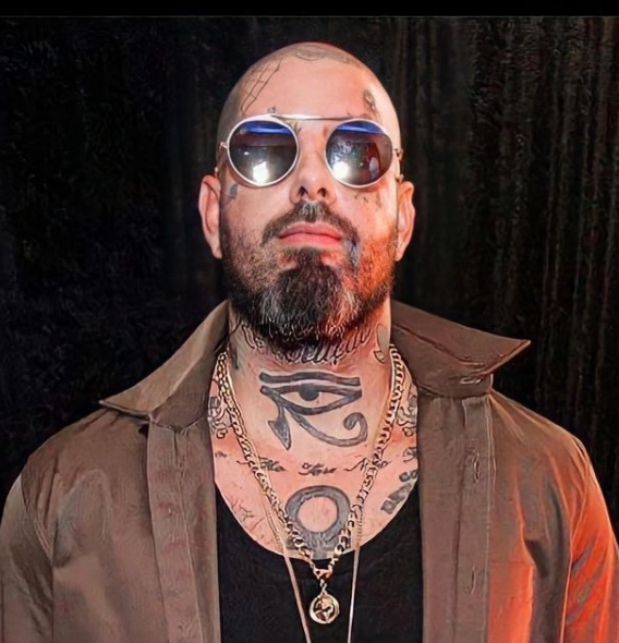 Tico Santa Cruz, cantor da banda Detonautas, estar&aacute; neste s&aacute;bado (30) no John Bull Pub, na Lagoa da Conceia&ccedil;&atilde;o – Foto: Reprodu&ccedil;&atilde;o/Instagram