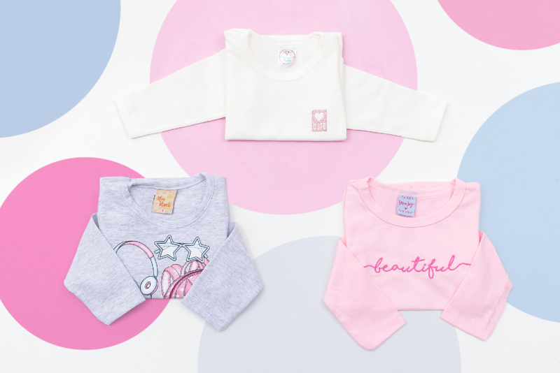 Calças e camisas é uma ótima alternativa para evitar trocar a roupa inteira do bebê – Foto: Divulgação/19ª FIP Baby – A feira do bebê
