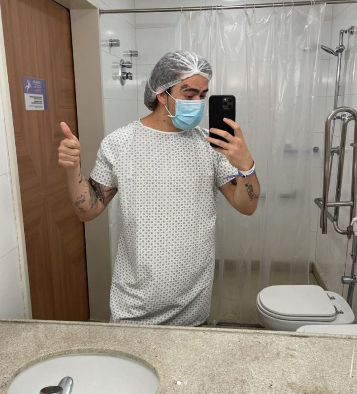 Whindersson Nunes revela cirurgia para retirada de hemorroidas. É a segunda vez que o humorista passa pelo procedimento – Foto: Reprodução/Redes Sociais