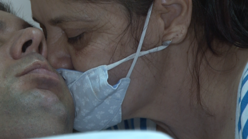 Rela&ccedil;&atilde;o de carinho e lealdade entre m&atilde;e e filho. – Foto: Christian Ayala/ Divulga&ccedil;&atilde;o ND