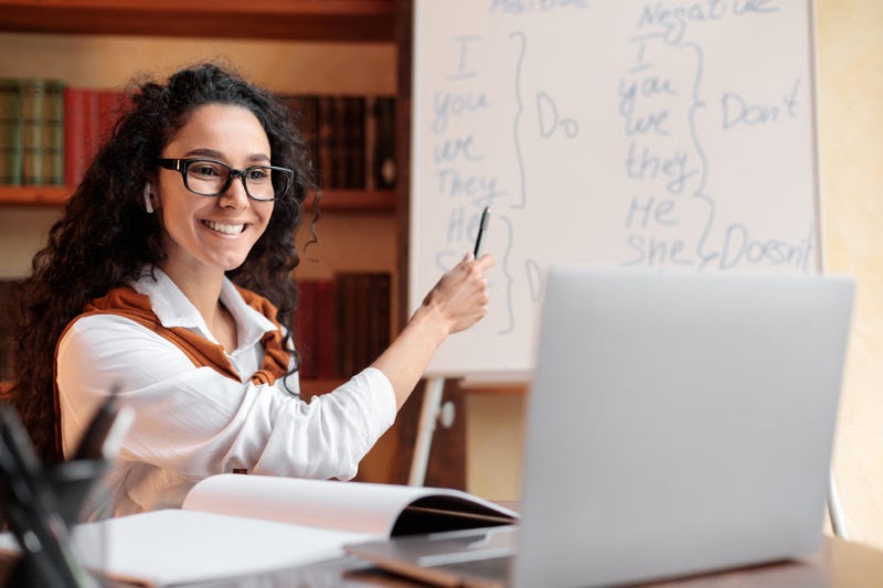 <span style="font-weight: 400;">A formação pedagógica permite obter licenciatura e se tornar professor – Foto: Getty Images/iStockphoto/ND</span>