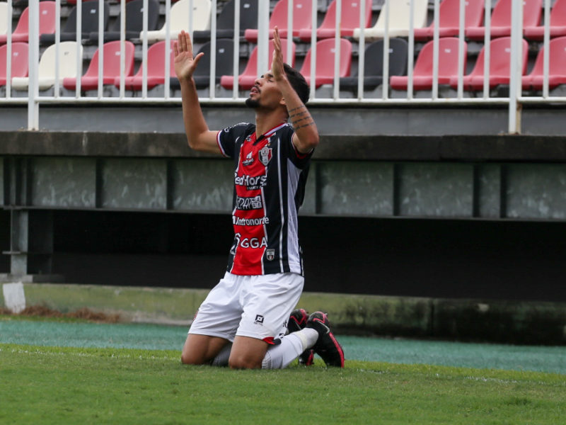 Paulo Victor &eacute; pe&ccedil;a fundamental na for&ccedil;a ofensiva e equil&iacute;brio de atua&ccedil;&atilde;o do Tricolor – Foto: Vitor Forcellini/JEC/Divulga&ccedil;&atilde;o