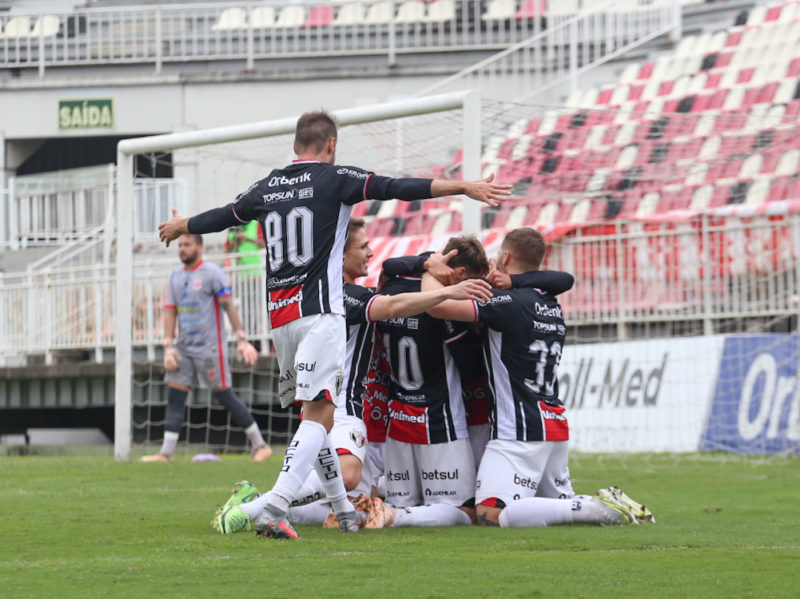 Vice-l&iacute;der, invicto e a uma vit&oacute;ria da classifica&ccedil;&atilde;o, JEC constr&oacute;i campanha s&oacute;lida nesta S&eacute;rie D – Foto: Vitor Forcellini/JEC/Divulga&ccedil;&atilde;o