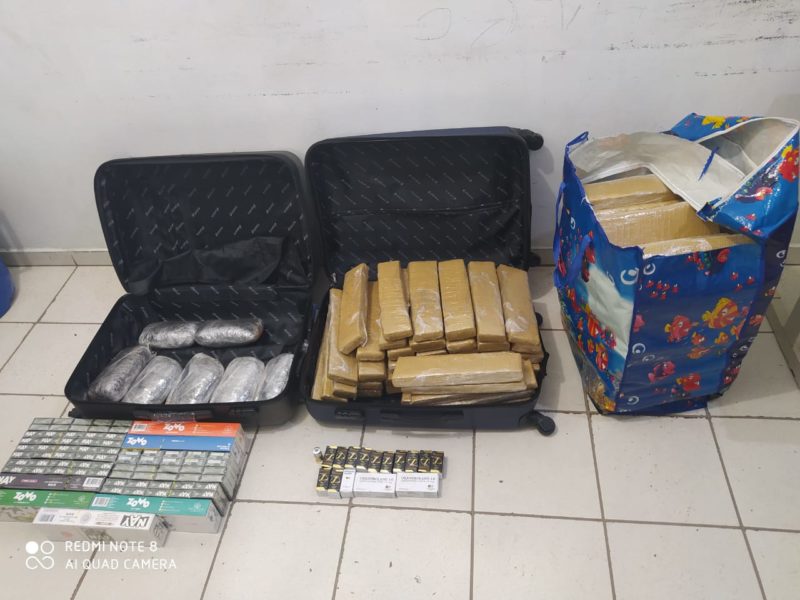 Segundo motorista, material seria entregue em Blumenau – Foto: PRF/Divulga&ccedil;&atilde;o