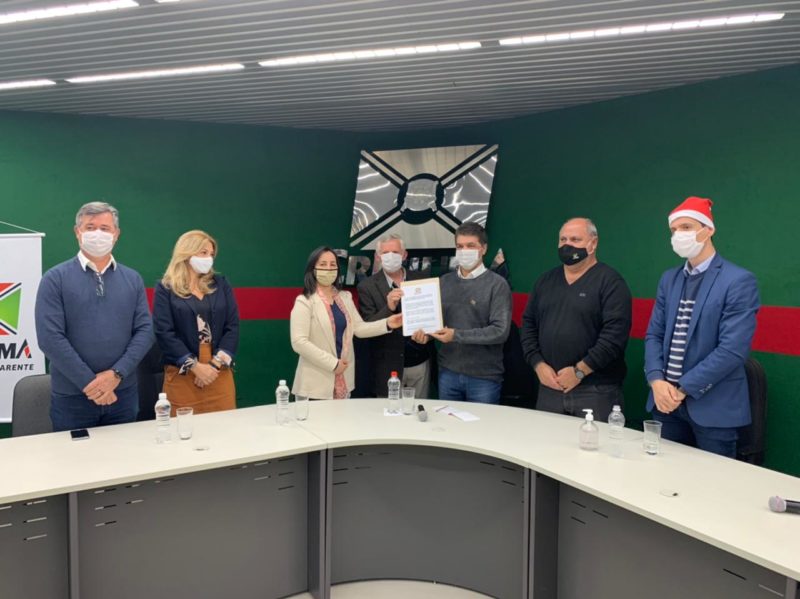 Prefeitura irá repassar R$1 milhão para a CDL organizar e instalar as luzes de natal – Foto: Divulgação/Decom/ND