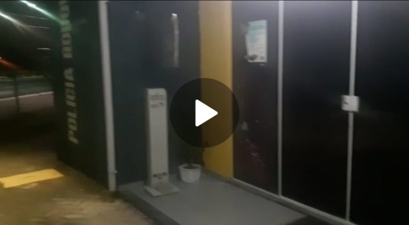Base da PRF em Itajaí foi alvo de, pelo menos, 10 disparos de arma de fogo – Foto: Reprodução/ND