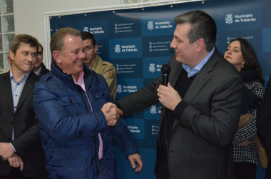 Caio Torkaski construiu projeto com o prefeito Joares Ponticelli – Foto: Divulga&ccedil;&atilde;o