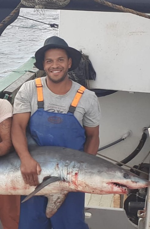 Família busca por Wanderlei, que desapareceu em alto mar no Paraná – Foto: Reprodução/ND