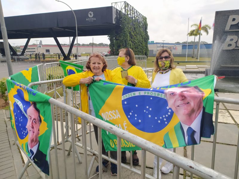 Apoiadores de Bolsonaro