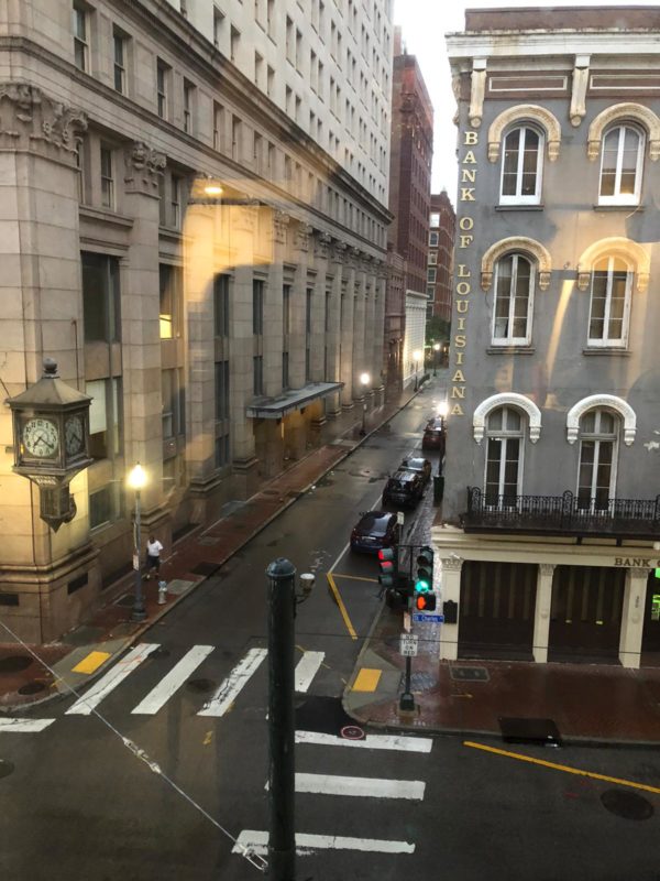 Cidade de Nova Orleans vazia