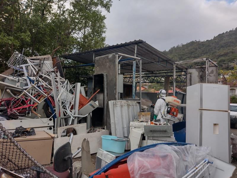Ação contra a dengue foi realizada em duas recicladoras – Foto: Divulgação/PMF/ND