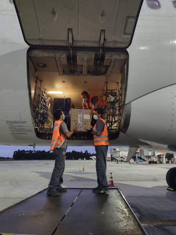 Chegada de vacinas contra a Covid-19, um dia antes do t&eacute;rmino do prazo da vacina&ccedil;&atilde;o dos adultos – Foto: Dive SC/divuga&ccedil;&atilde;o