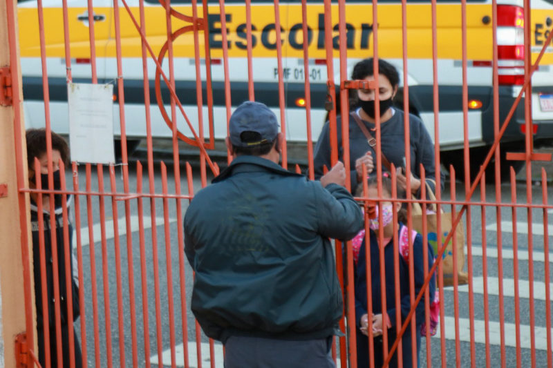 Orientação é que as medidas sejam intensificadas nas escolas; evasão escolar está estimada em 10 mil alunos, atualmente, em Santa Catarina &#8211; Foto: Arquivo/SED/Divulgação/ND