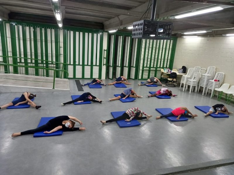 Projeto da Fundação de Esporte e Cultura de Palhoça atende crianças de cinco a 13 anos – Foto: Divulgação/PMP/ND