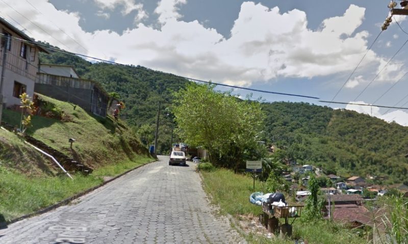 Tentativa de homicídio ocorreu no bairro Valparaíso, em Blumenau – Foto: Reprodução/Google Maps/ND